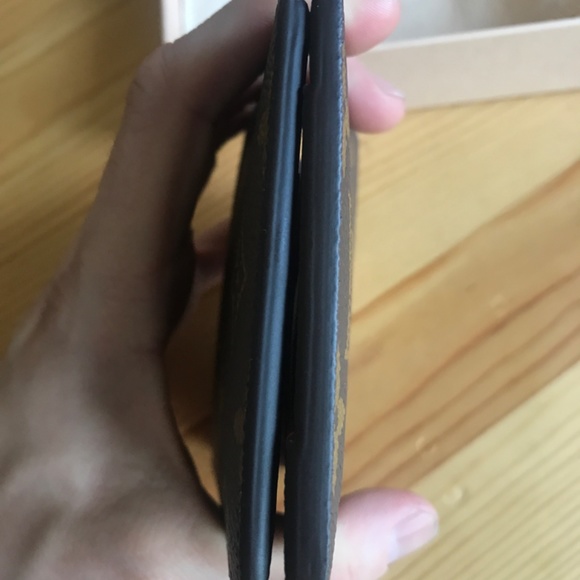 Mens Louis Vuitton Wallet - Picture 7 of 8